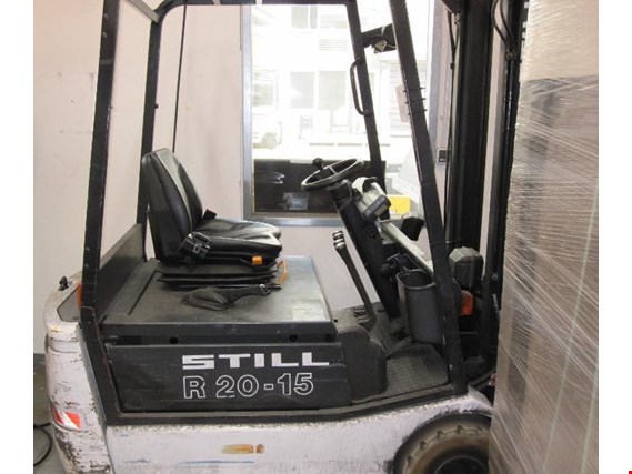 Used Still R20-15 STILL electric 3 wheel forklift truck R20-15 for Sale (Trading Premium) | NetBid Industrial Auctions